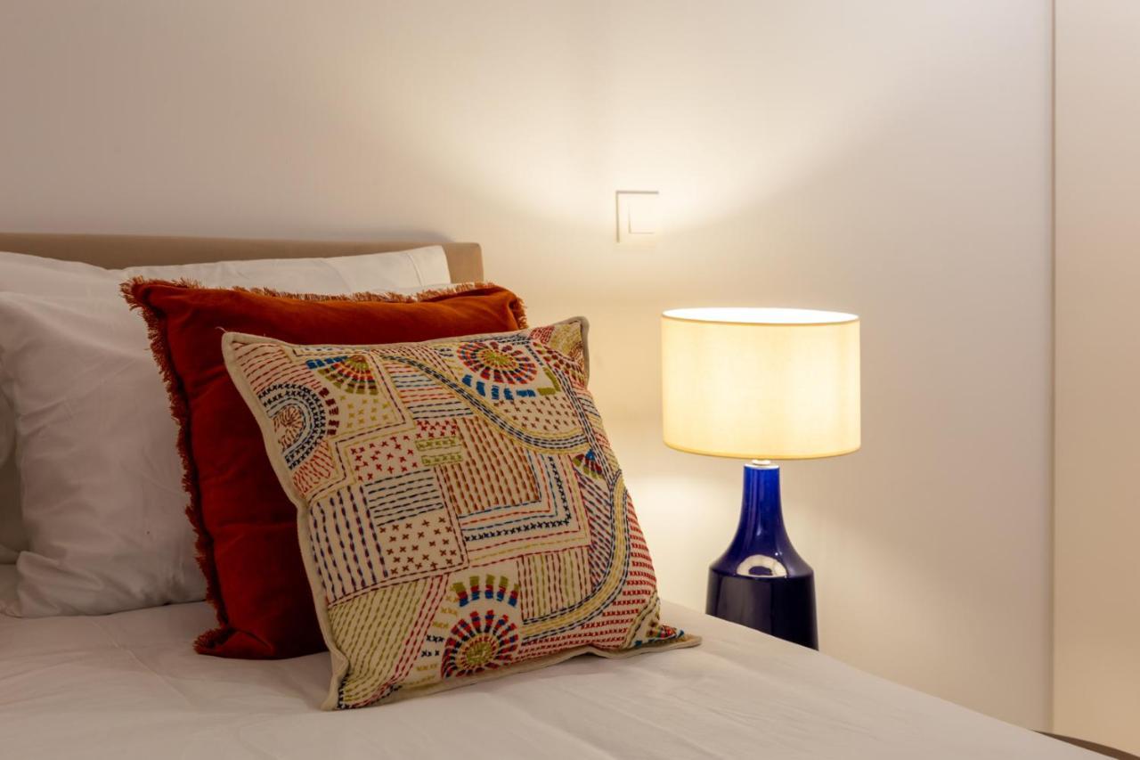 Stupendo- Two Rooms, Patio With Refreshing Pond-Center-Air Conditioning-Free Park Lisabona Exterior foto